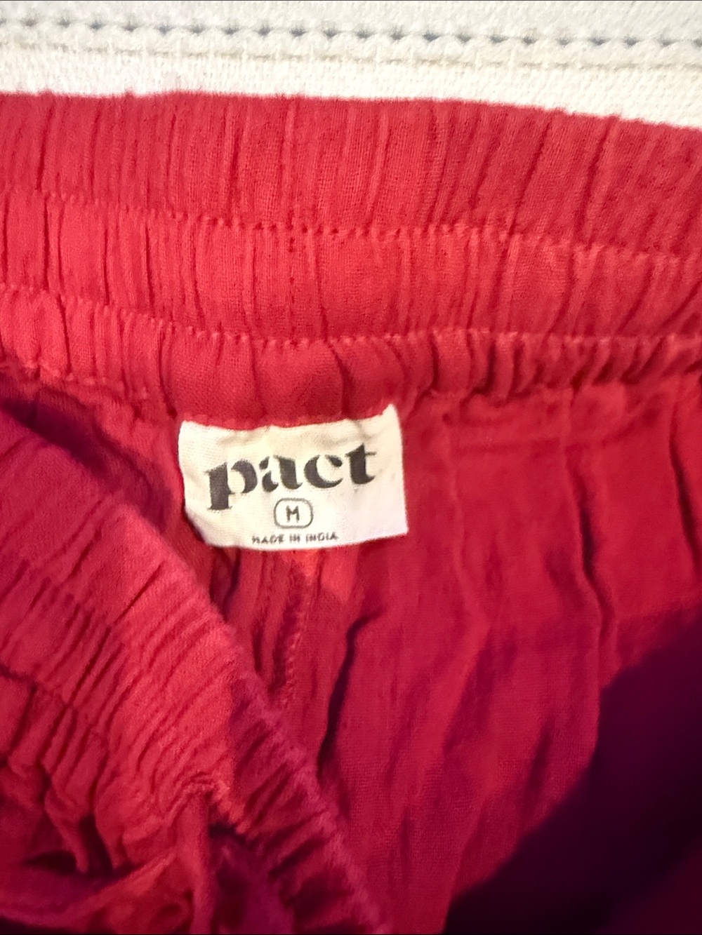 NWOT- PACT ORGANIC DOUBLE GAUZE SPLIT HEM PANTS- MEDIUM - Picture 9 of 12
